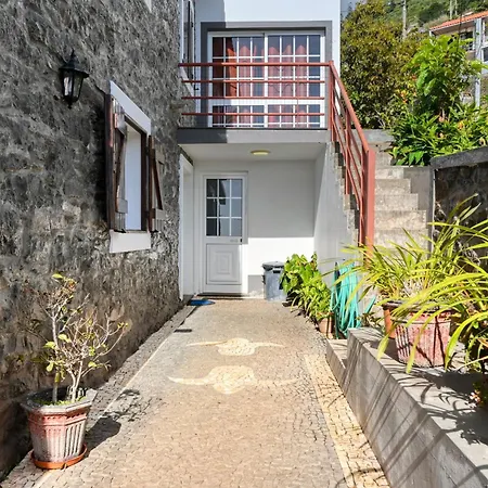 Casa Do Pombal, A In Madeira * Arco da Calheta (Madeira)