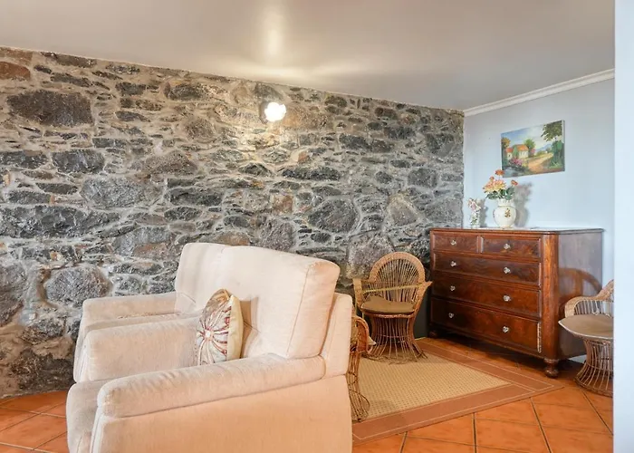 度假居 Casa Do Pombal, A In Madeira 阿科达卡列塔